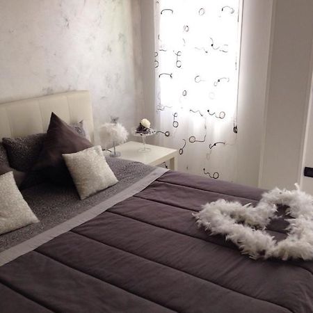 B&B Oro Puro Fondi Habitación foto